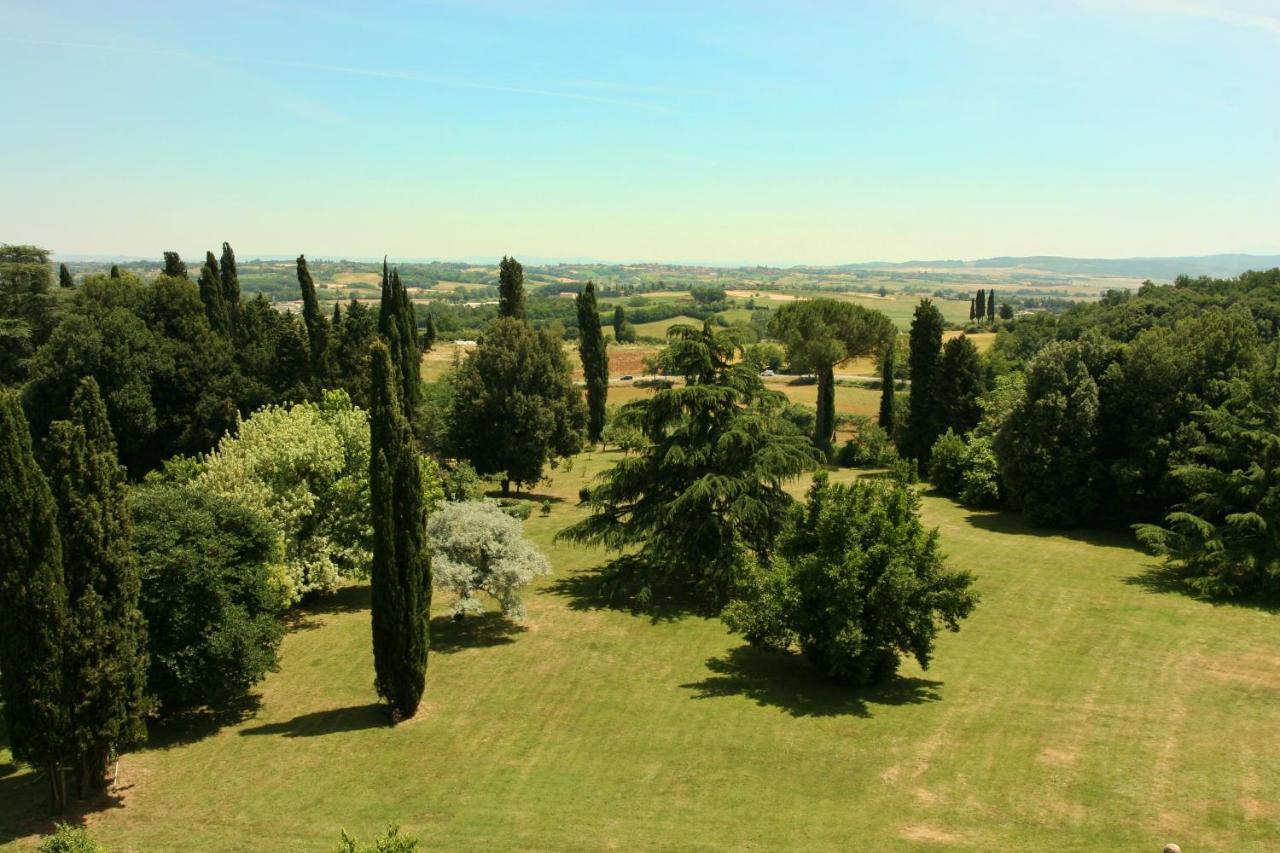Castello Di Sovicille - Residenza D'Epoca Bed & Breakfast Ngoại thất bức ảnh